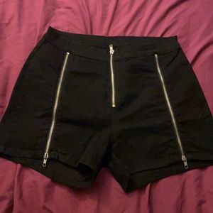 NWOT black shorts with working zippers